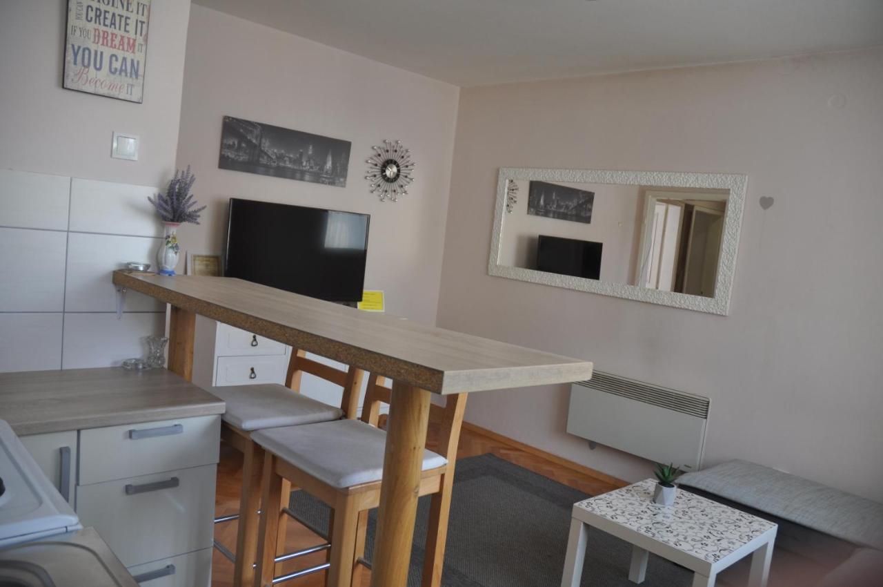 Apartman Visoko Eksteriør bilde